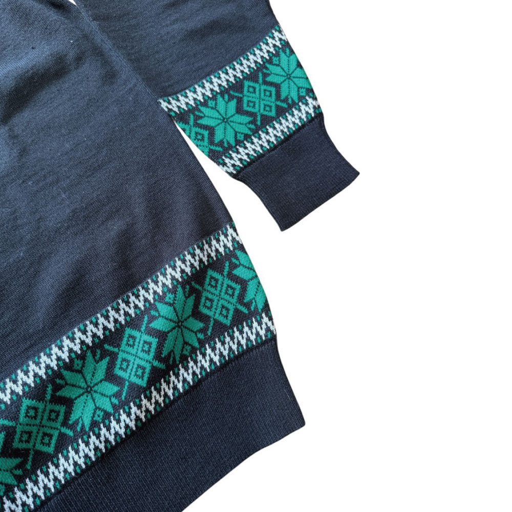 雷鳥柄ノルディック　セーター